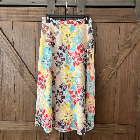 Anthropologie Eva Franco Meghan Floral Embroidered Midi Skirt Size 6 EUC - Picture 4 of 9